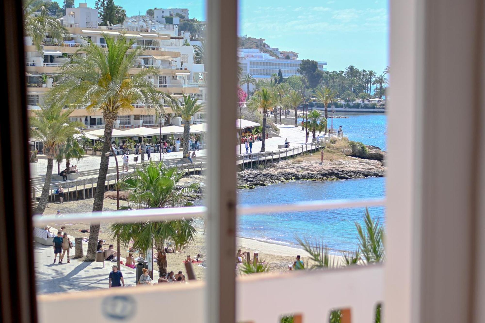 Hotel Figueretes Ibiza Town Exterior photo